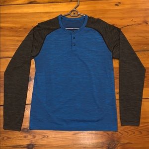 Lululemon metal vent tech Henley long sleeve